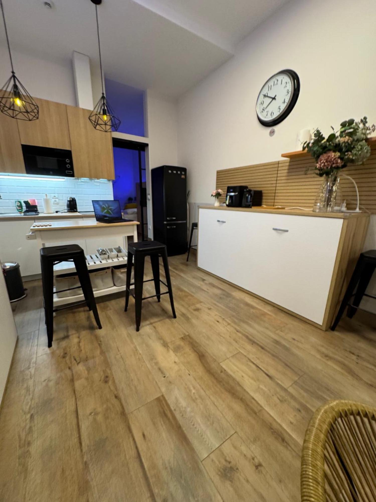 Centrico. Atocha-Lavapies. Nuevo. 100% Equipado. Apartment Мадрид Екстериор снимка